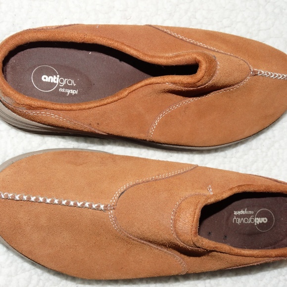 easy spirit clogs mules